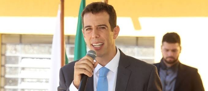 Renato Feder diz ter recusado  convite para ser o novo ministro da Educação 