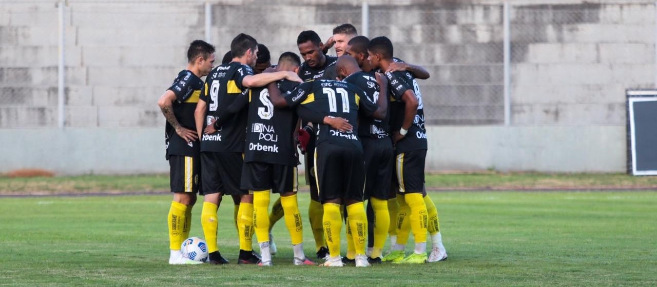 FC Cascavel vence Figueirense de virada e está na próxima fase da Copa do Brasil