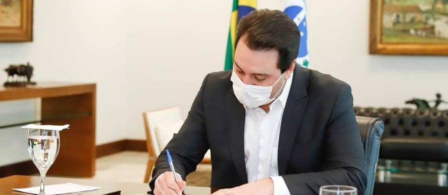 Sancionada no Paraná lei do parcelamento de dívidas de empresas em recuperação judicial