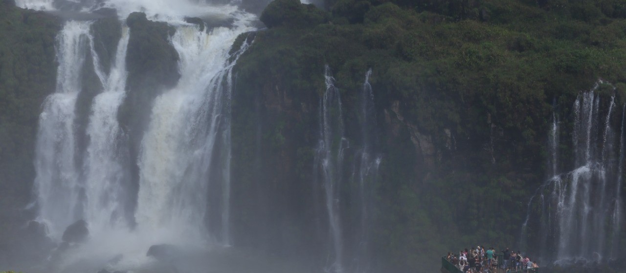Encontrado corpo de turista que caiu nas Cataratas do Iguaçu 