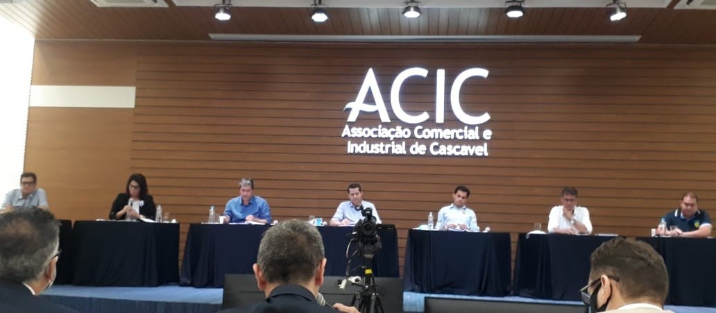 ACIC promove encontro com candidatos a prefeito de Cascavel 