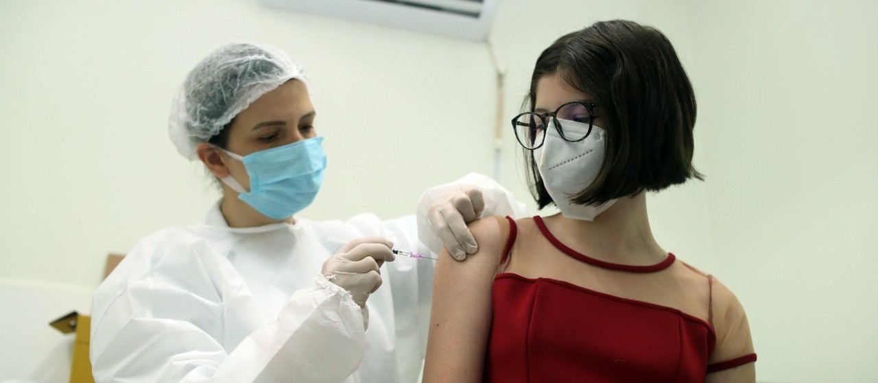 Secretaria de Saúde divulga novo cronograma de vacinação contra covid-19