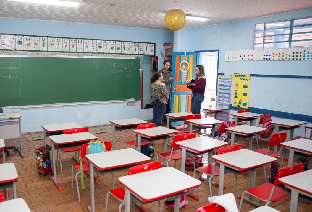 Escola na Estrada Rio da Paz  apresenta problemas estruturais 